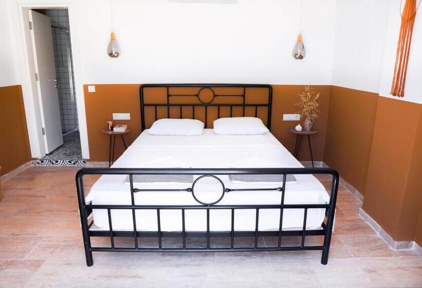 标准三人间, Sea Garden