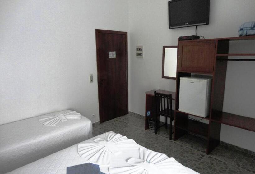デラックストリプルルーム, Pousada Torre Del Mar
