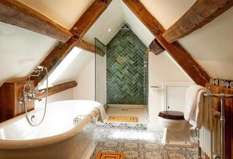 小室, The Crown Inn, Church Enstone