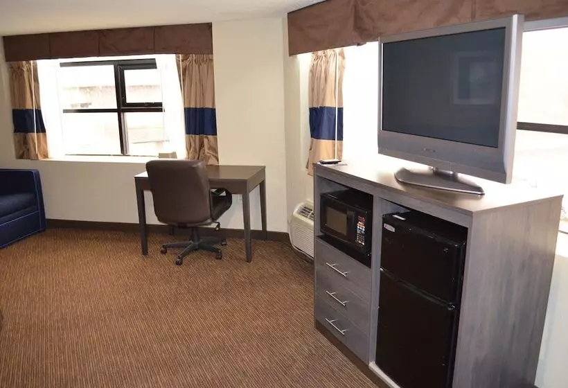سوییت, Baymont By Wyndham Downtown Detroit