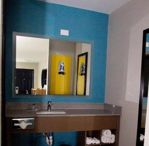 חדר סטנדרט עם מיטת קינג, Days Inn By Wyndham Amarillo  Medical Center