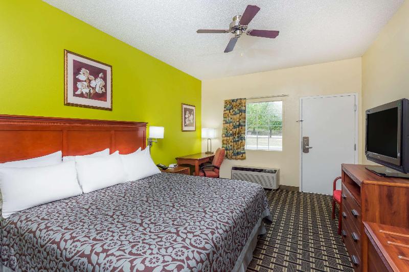 Cameră Standard Pat King Size, Days Inn By Wyndham Trenton