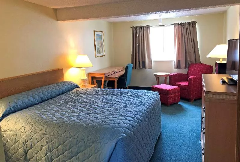 キングサイズベッドのスイートルーム, Knights Inn  Evanston, Wy