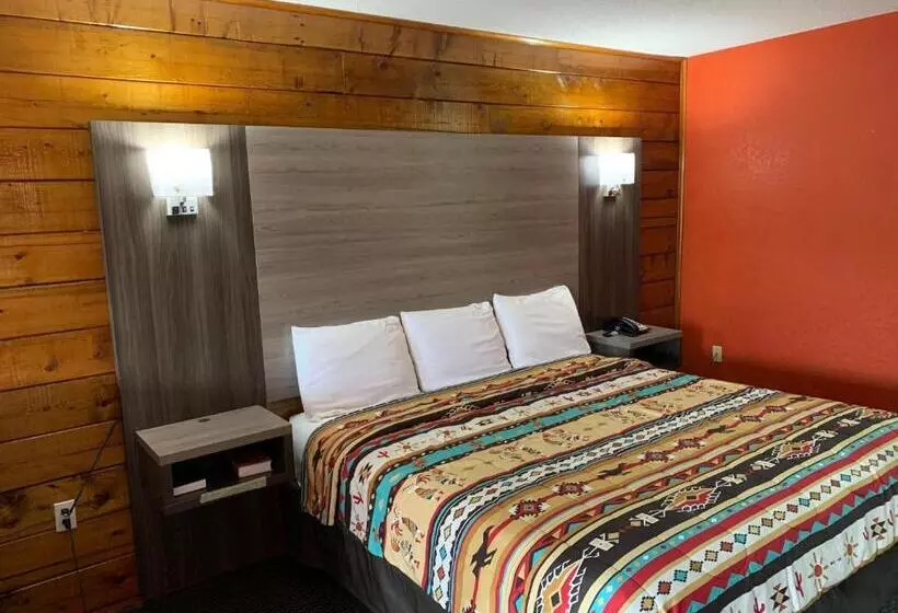 キングサイズベッドのスイートルーム, Log Cabin Inn