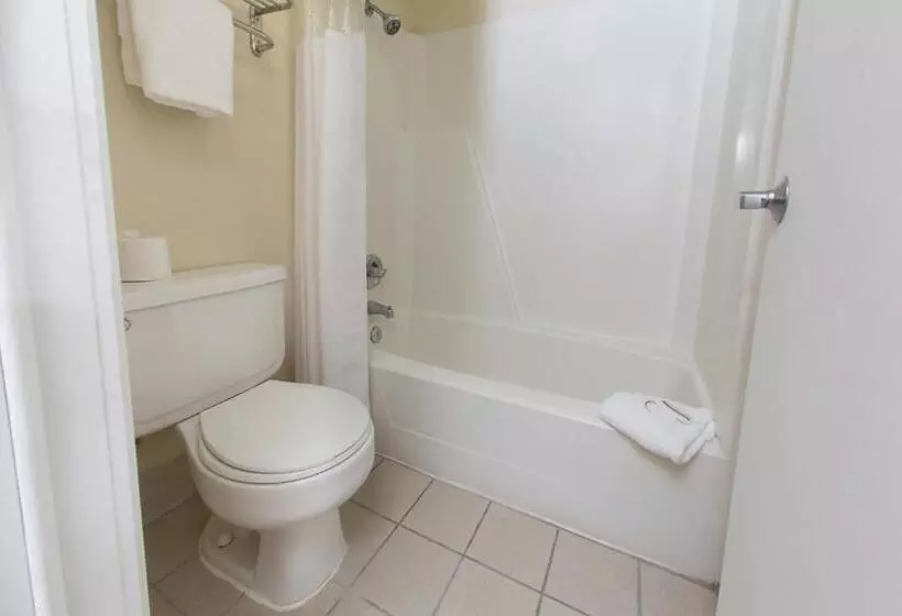 デラックスルーム, Red Roof Inn Ardmore