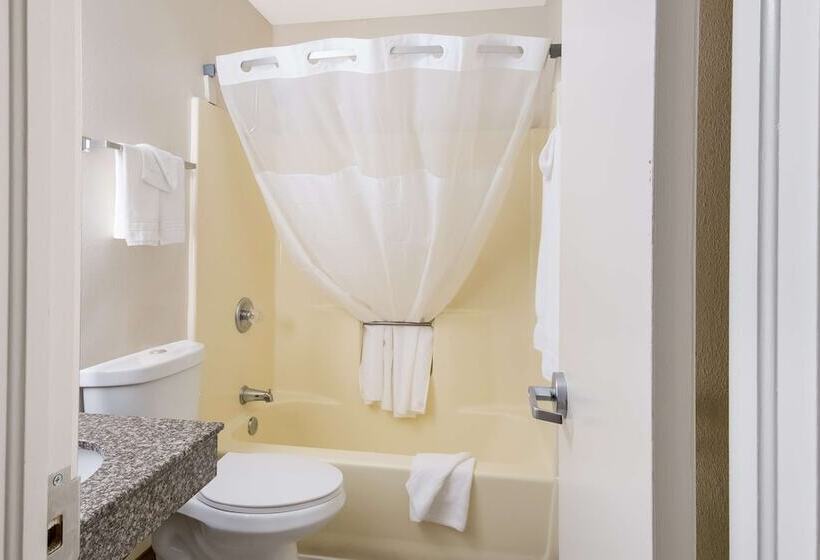 غرفه قياسيه سريرين مزدوجين, Surestay Hotel By Best Western Duncan