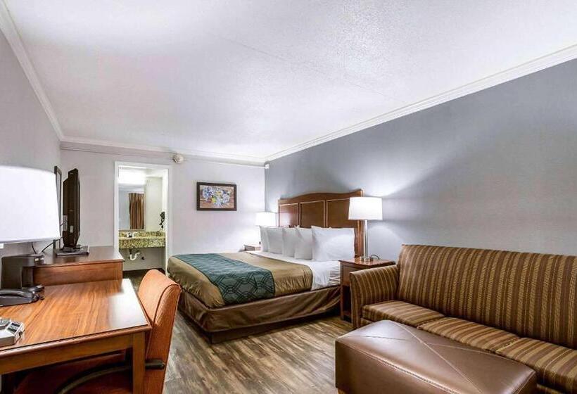 Номер Deluxe Кровать Кинг, Travelodge By Wyndham Canton Livonia Area, Mi