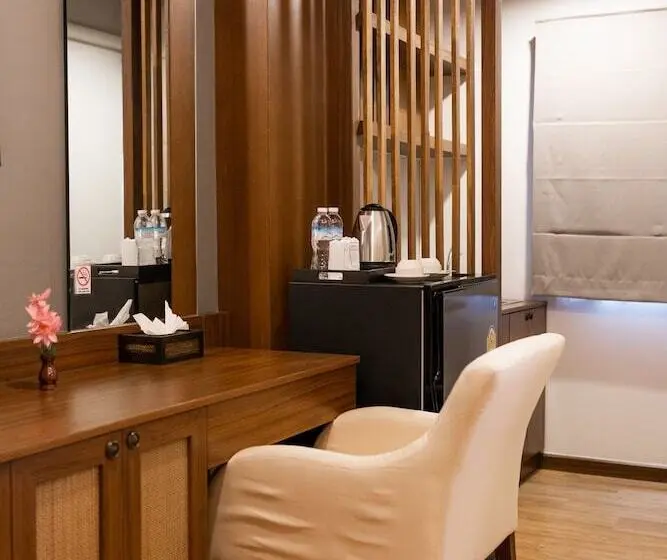 スーペリアールーム, Lima Lanna