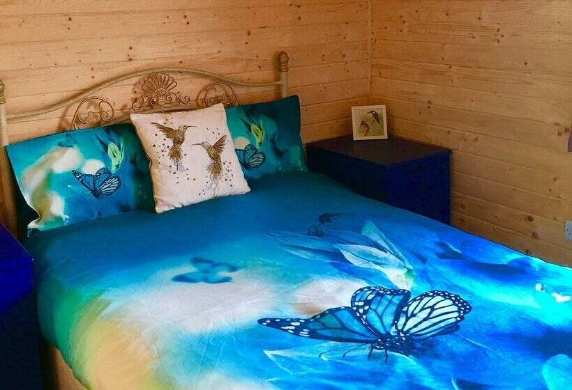 Апартаменты Комфорт 1 Спальня, Lakeside Fishing Lodges