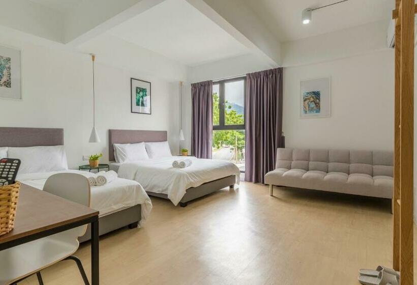 Quarto Familiar, Minima 8