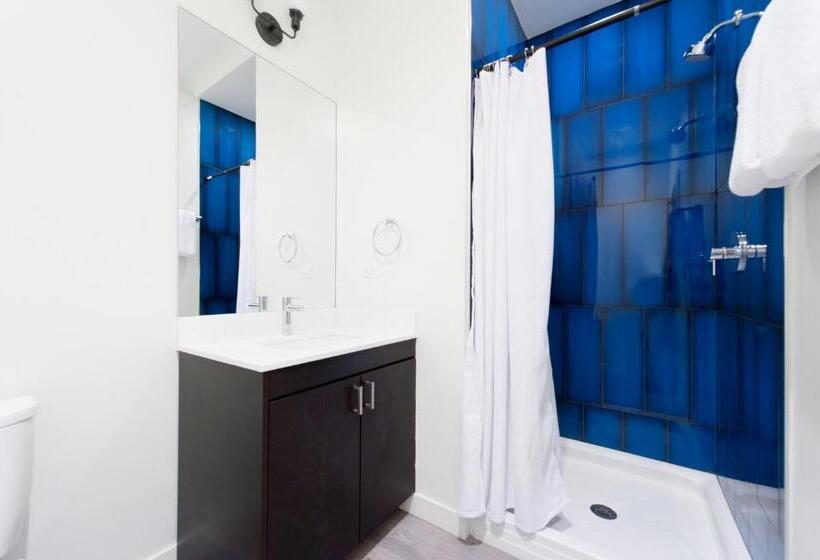 آپارتمان 1 خوابه, Sonder The Plymouth