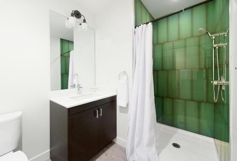 آپارتمان 3 خوابه, Sonder The Plymouth