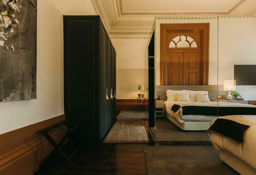 سوییت سوپریور, Torel Palace Porto