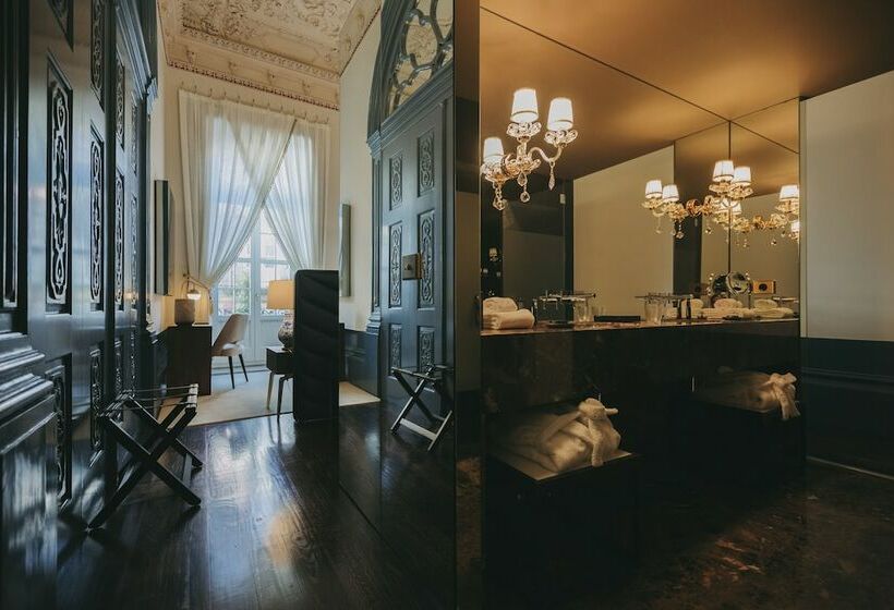 سوییت سوپریور, Torel Palace Porto