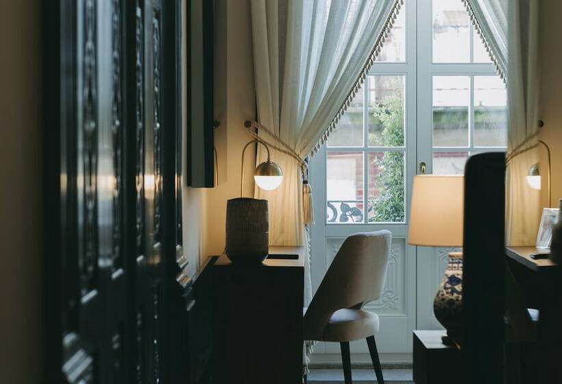 سوییت سوپریور, Torel Palace Porto
