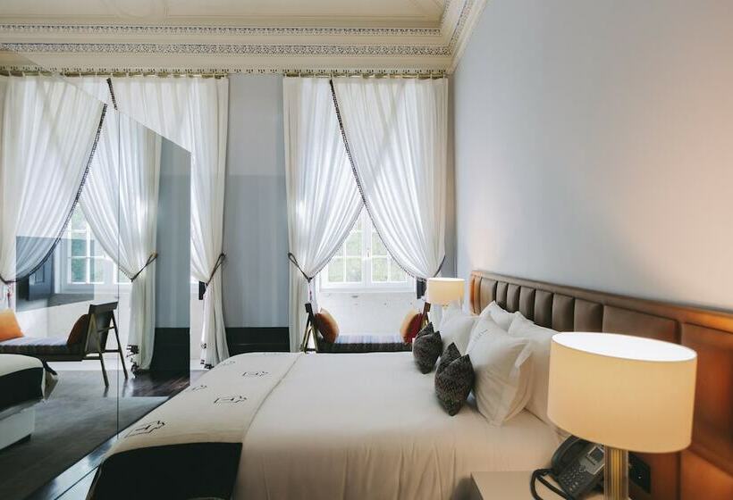 سوییت سوپریور, Torel Palace Porto