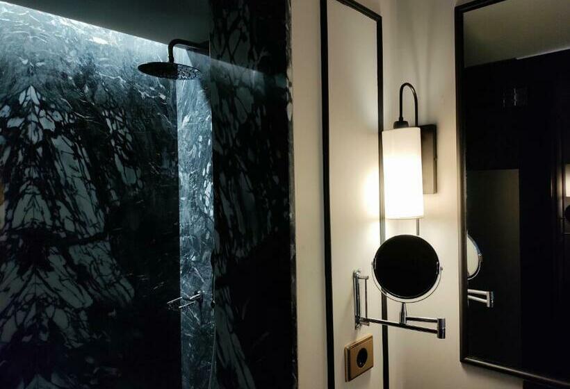 سوییت لوکس, Torel Palace Porto