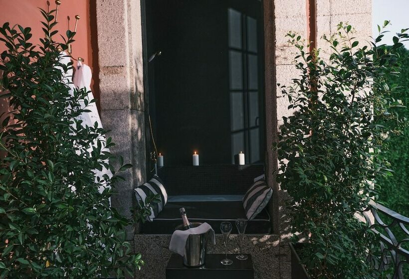 سوییت لوکس, Torel Palace Porto