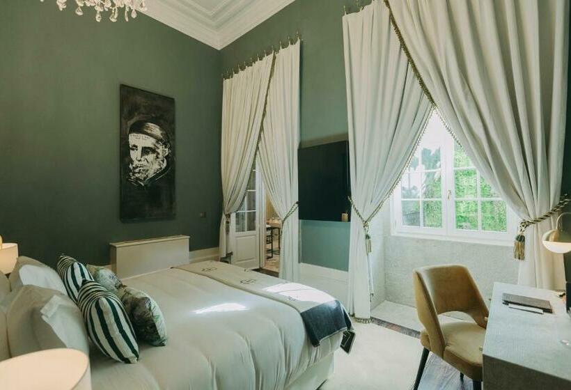 سوییت جونیور, Torel Palace Porto