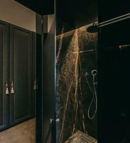 سوییت جونیور, Torel Palace Porto