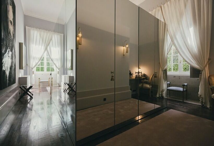 سوییت جونیور, Torel Palace Porto