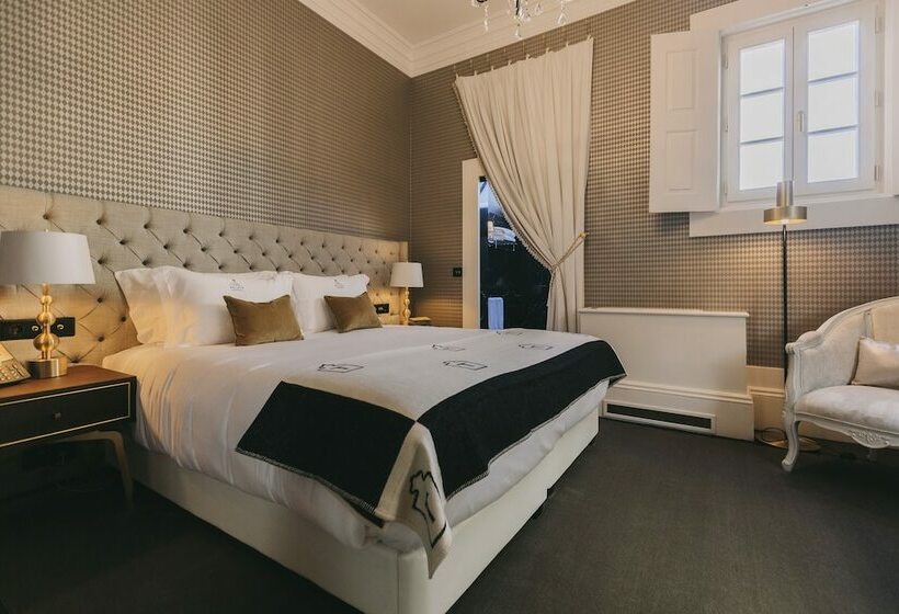 اتاق استاندارد, Torel Palace Porto