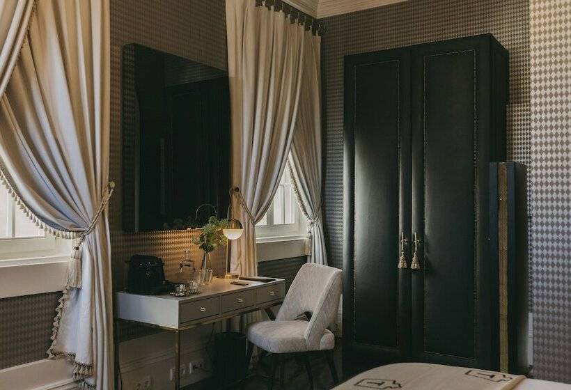اتاق استاندارد, Torel Palace Porto
