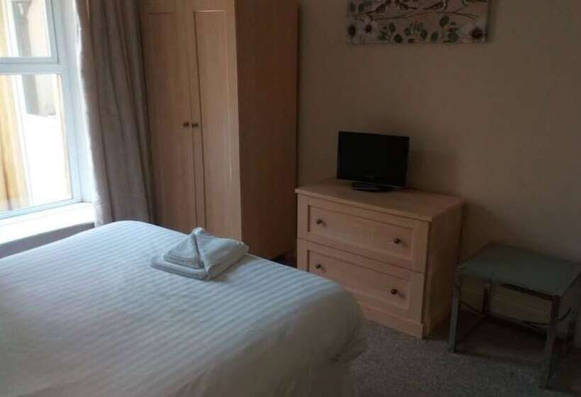 חדר סטנדרט חדר אמבטיה משותף, The Retreat Guest House On Plymouth Hoe