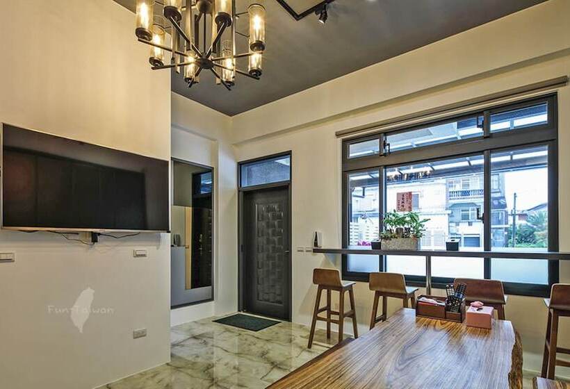 اتاق استاندارد چهار تخته, Wujie Childlike B&b