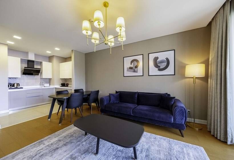 1 Bedroom Apartment, Radisson Residences, Vadistanbul