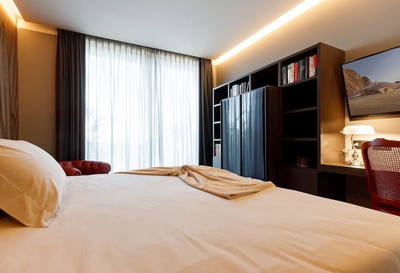 Трехместный Номер Superior, Deville