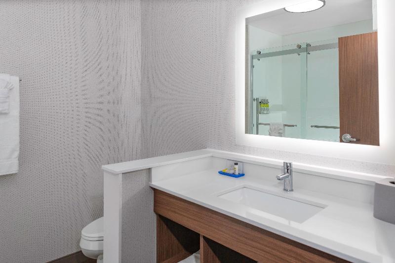 Büyük Çift Kişilik Yataklı Süit, Holiday Inn Express & Suites The Dalles, An Ihg