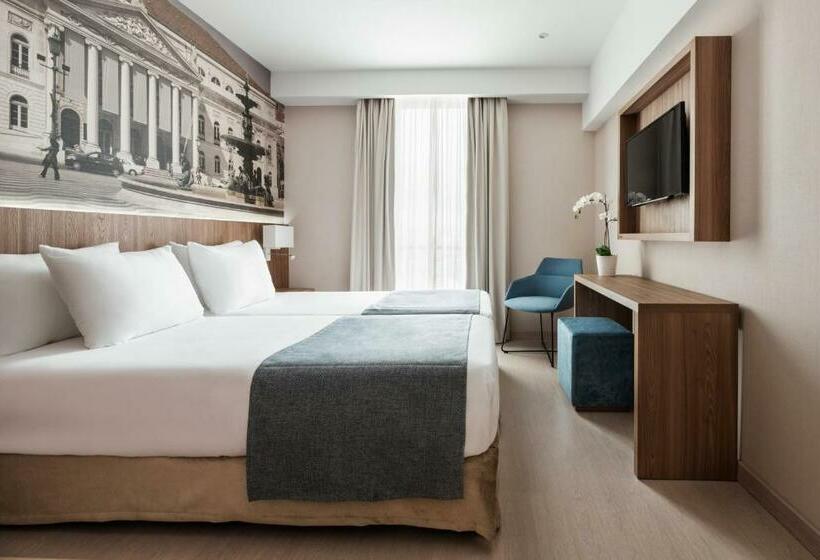 Quarto Estandar, Exe Saldanha