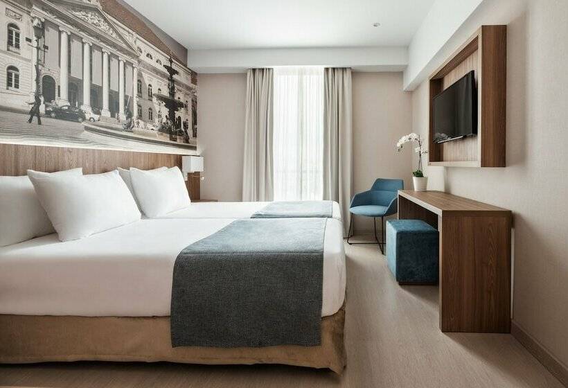 Quarto Estandar, Exe Saldanha