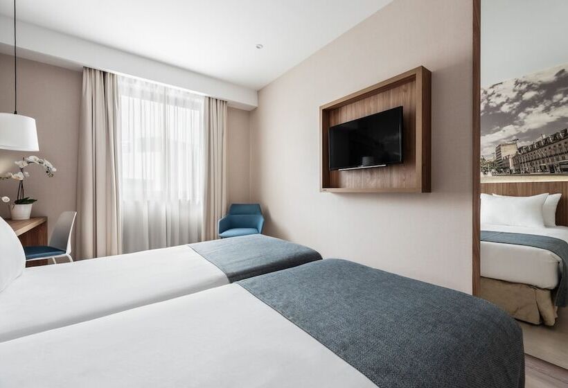 Camera Standard, Exe Saldanha