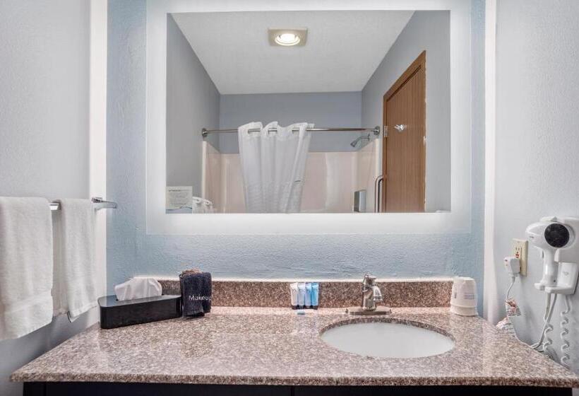 キングサイズベッドのスタンダードルーム, Deadwood Gulch Resort, Trademark Collection By Wyndham