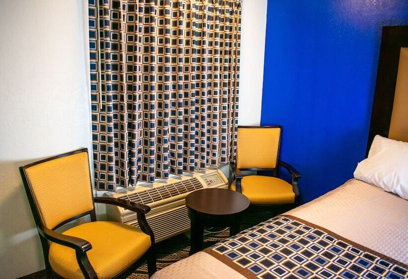 带2个双人床的标准工作室, Blue Jay Inn & Suites