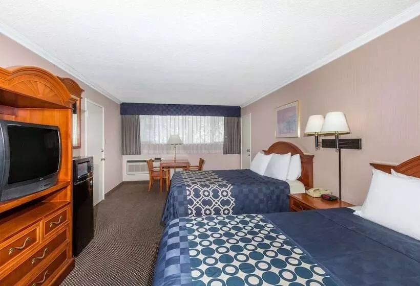 Standard-huone 2 Parivuodetta, Days Inn By Wyndham Los Angeles Lax/venicebch/marina Delray