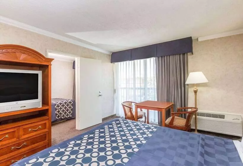 Sviitti, Days Inn By Wyndham Los Angeles Lax/venicebch/marina Delray