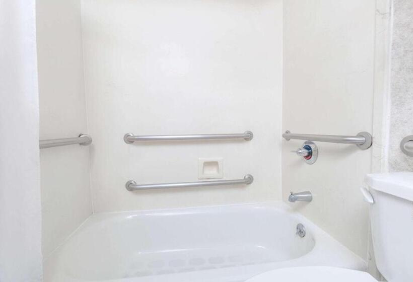 身障者適用スイートルーム, Days Inn By Wyndham Los Angeles Lax/venicebch/marina Delray