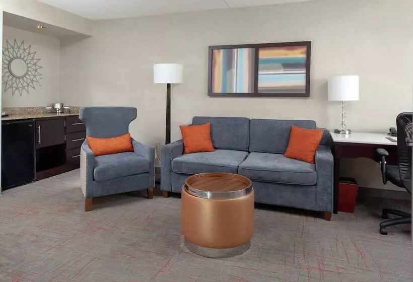 スイート, Doubletree Suites By Hilton Dayton   Miamisburg