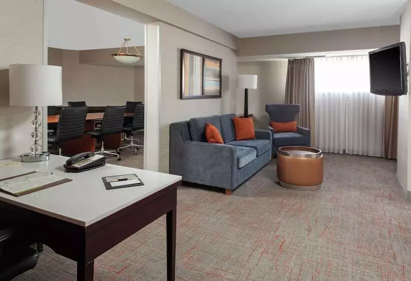 スイート, Doubletree Suites By Hilton Dayton   Miamisburg