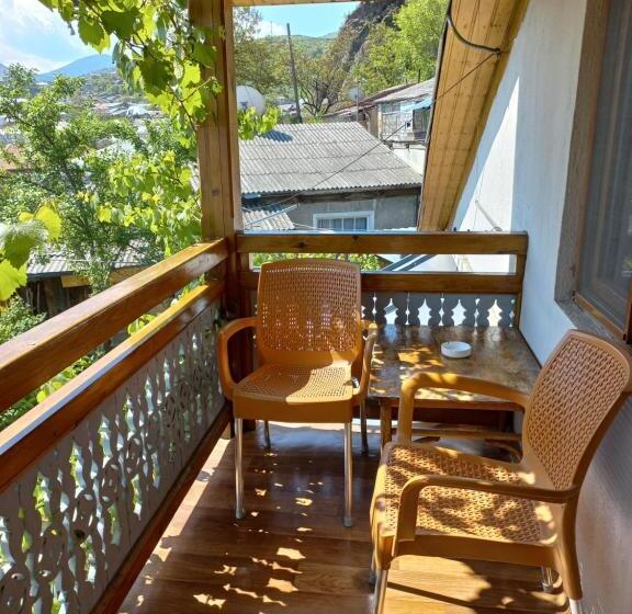 اتاق استاندارد با سرویس بهداشتی مشترک, Old Street