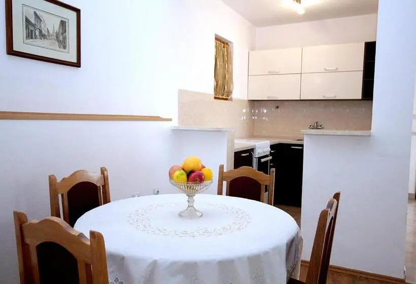 استودیو استاندارد با چشمانداز باغ, Guesthouse Drašković