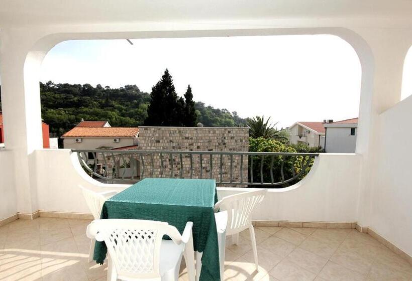 آپارتمان 2 خوابه با تراس, Guesthouse Drašković
