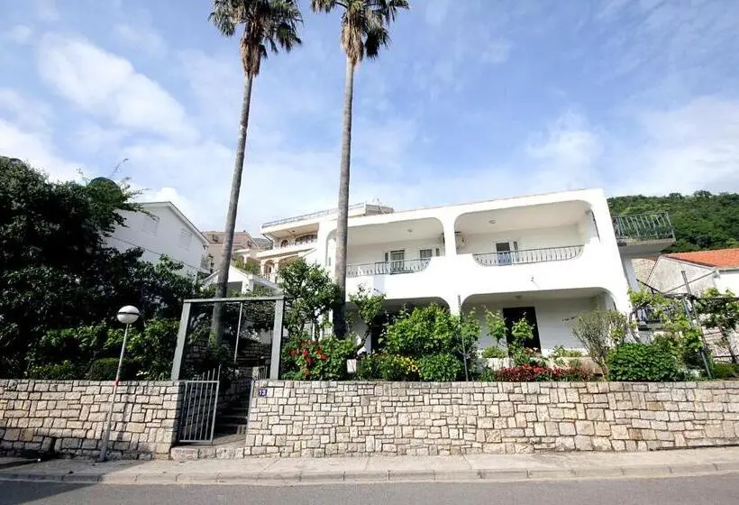 اتاق اکونومی, Guesthouse Drašković