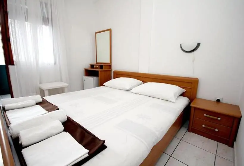 اتاق اکونومی, Guesthouse Drašković