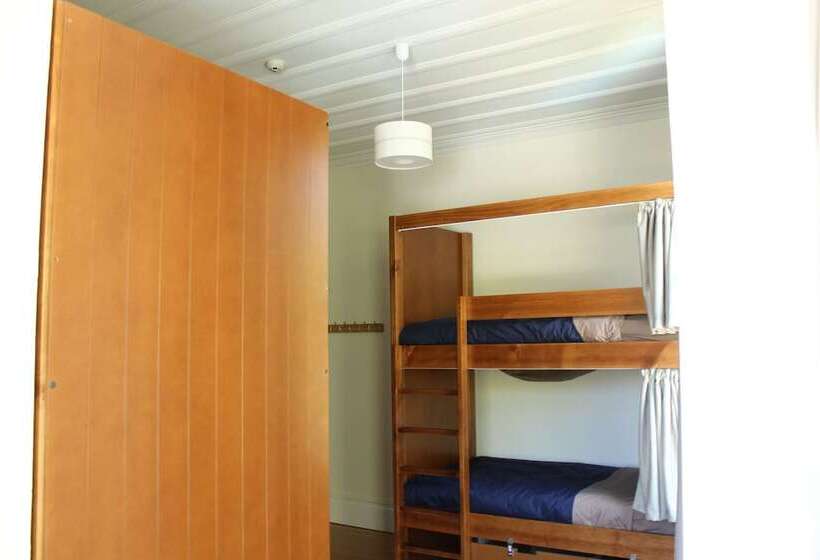 Vuode Makuusalissa, Haka Lodge Ponsonby   Hostel