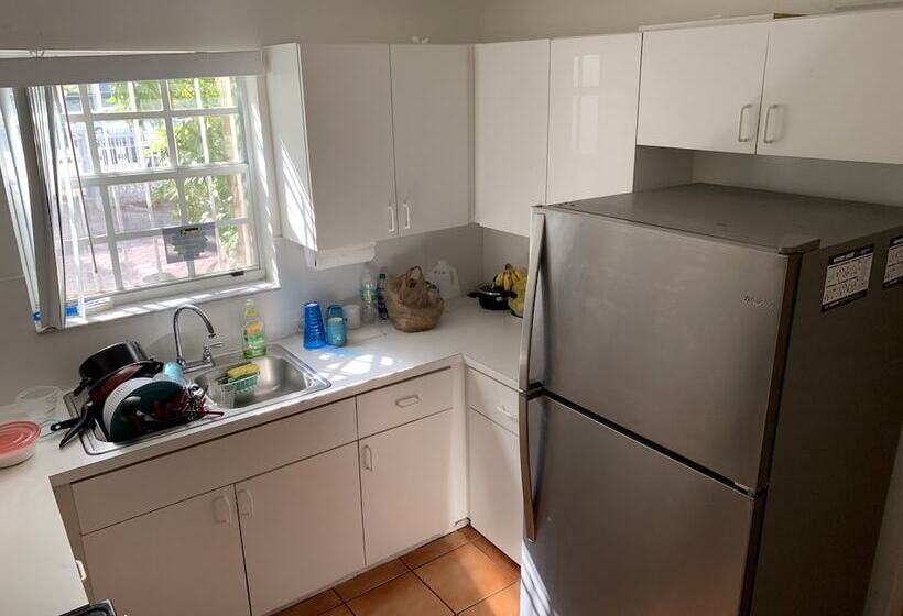 공동 객실, Hostel Brazilian