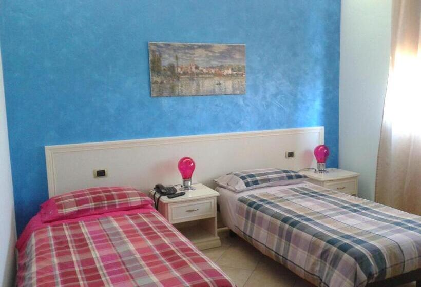 Номер Deluxe Вид на Море, Pensione Degli Ulivi